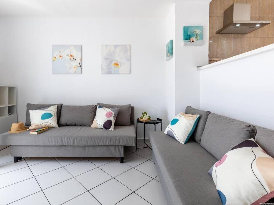 5c Oasis Beautiful Terrace And Pool Apartment